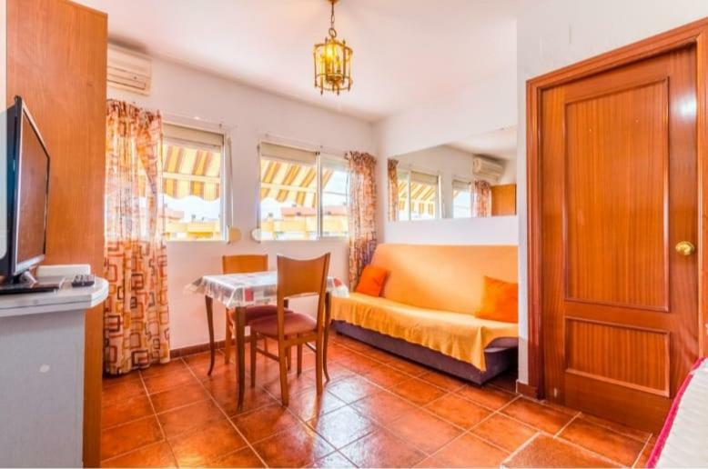 Estudio Con Vistas En Torremolinos Lägenhet Exteriör bild
